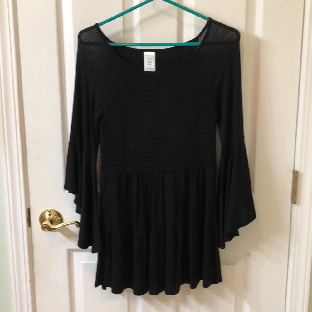 🎉SOLD🎉Black Blouse